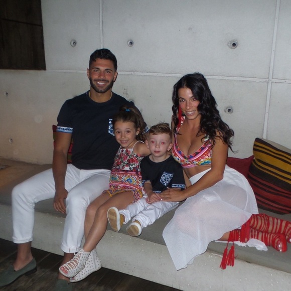 Meet your Posher, Carissa - Picture 4 of 8